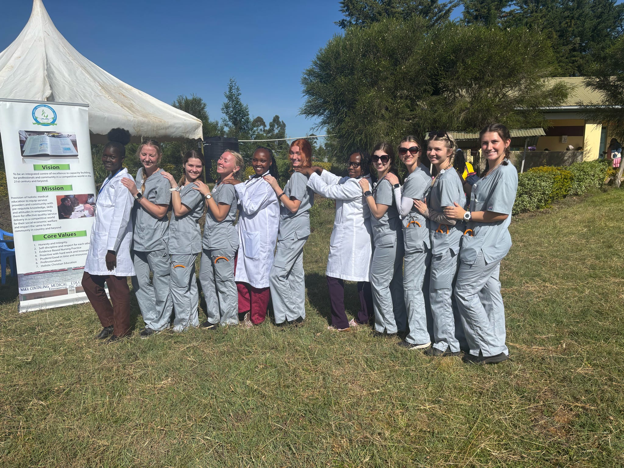 University of Tennessee and WAKA CMEC students and faculty together in Kenya
